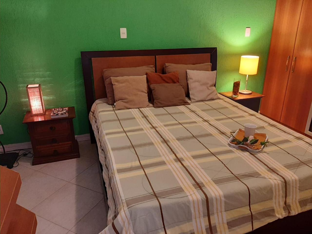 Apartamento Moderno 3 Quartos - 50m Da Do Leme Rio de Janeiro
